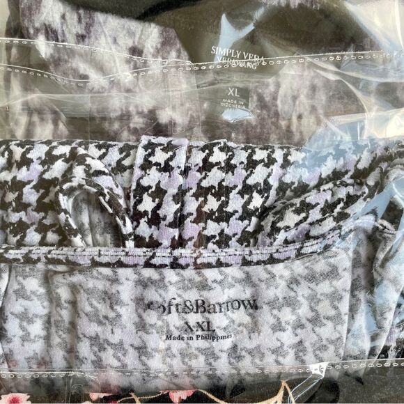 Plus Size Lot Great Resellers Lot - 13 Women’s Sleeveless Tank Tops XL - 2X - Picture 7 of 13